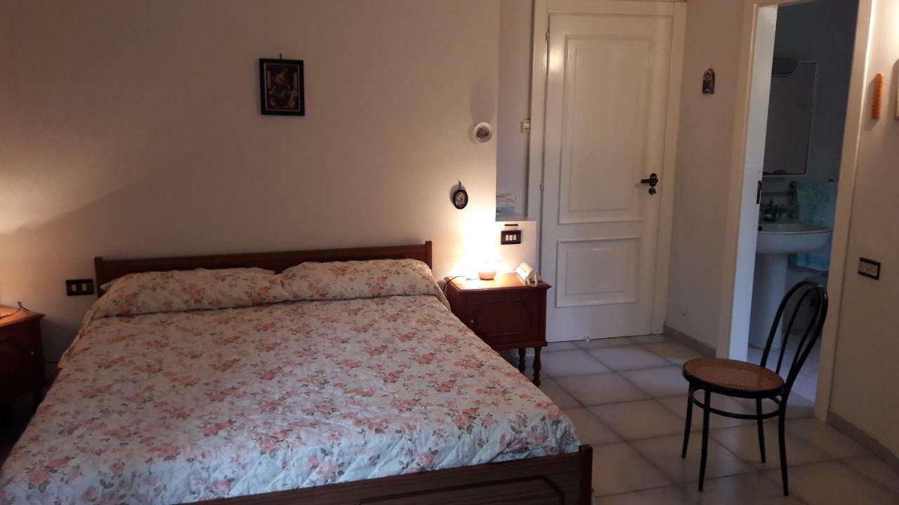 B&B Sun Garden Montoro Inferiore 외부 사진